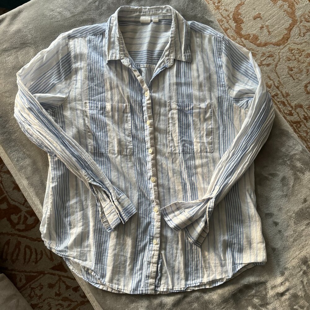 EUC GAP Blue & White Button Down Shirt Mixed Stripes Sz M - Picture 1 of 6